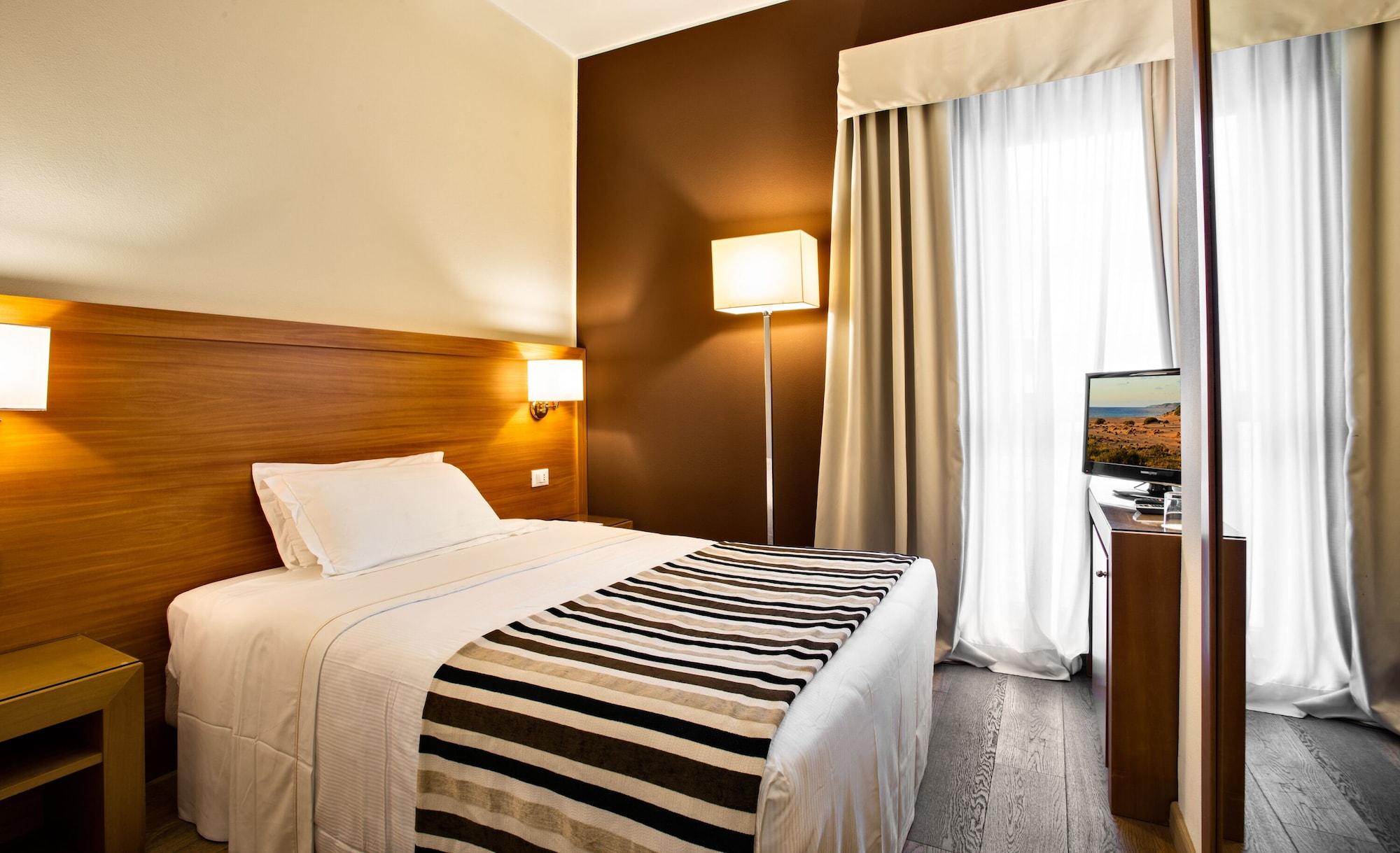 Sardegna Hotel - Suites & Restaurant Cagliari Exterior photo