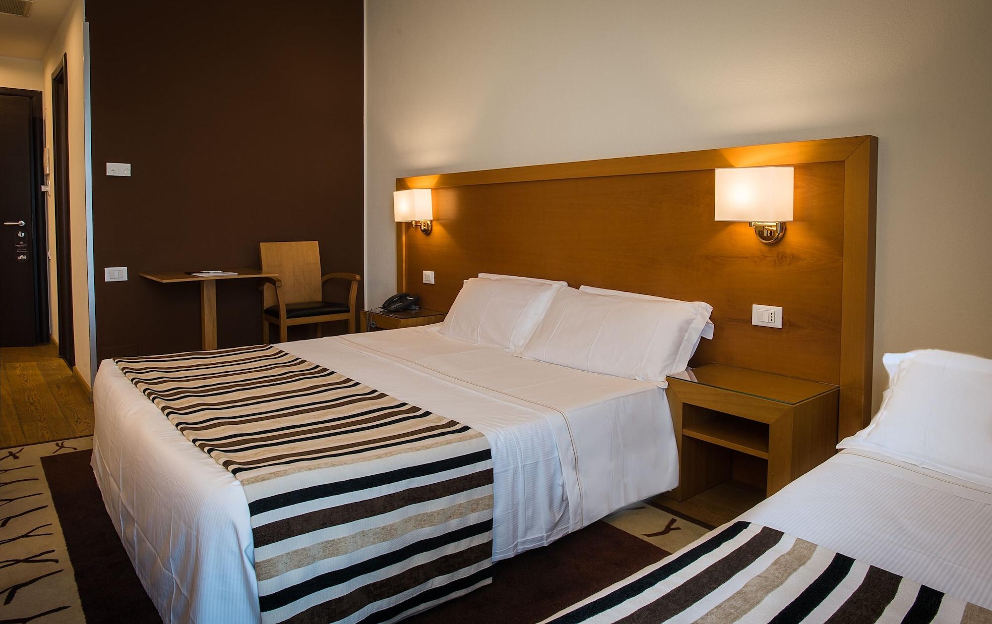 Sardegna Hotel - Suites & Restaurant Cagliari Exterior photo