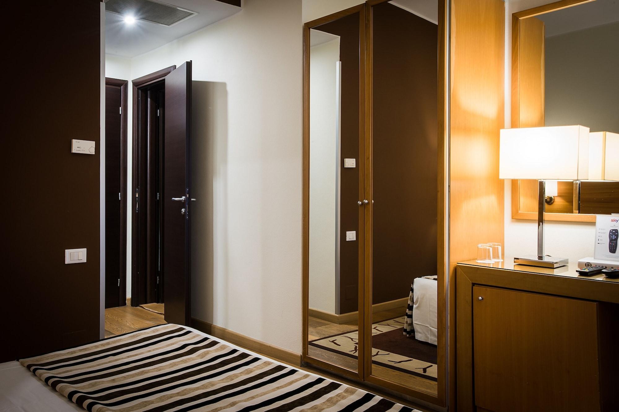 Sardegna Hotel - Suites & Restaurant Cagliari Exterior photo