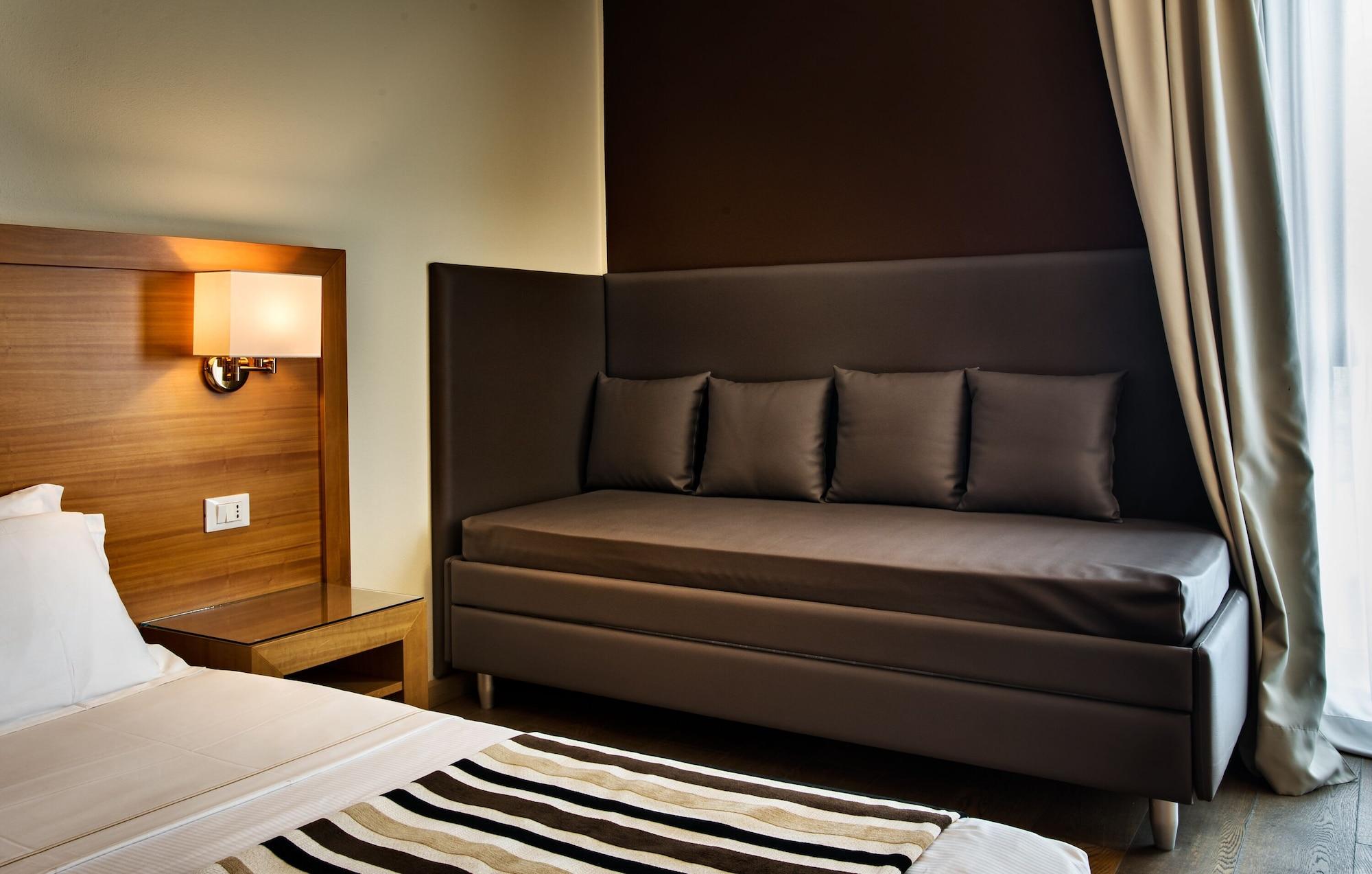 Sardegna Hotel - Suites & Restaurant Cagliari Exterior photo